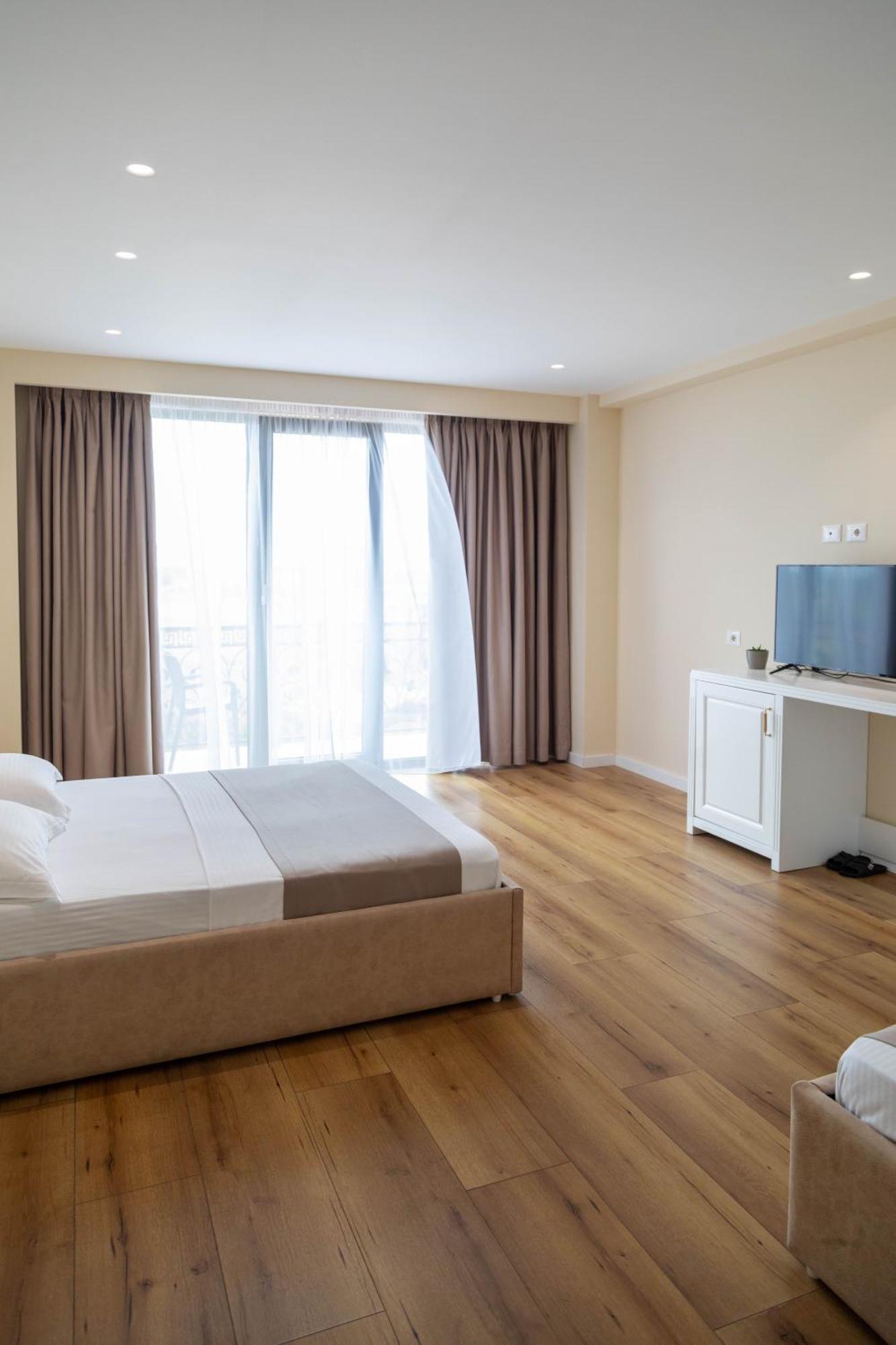 Te Aldo Hotel Kuraten Zewnętrze zdjęcie
